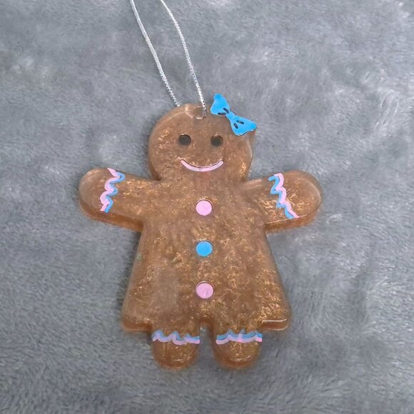 Handmade Resin Gingerbread Ornaments Set Of 4 Bow & Button Details Hand Painted - Picture 1 of 6